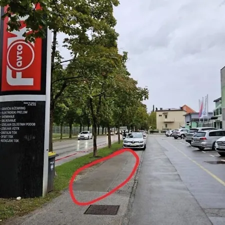 Industrial Vibe Flat 아파트 *